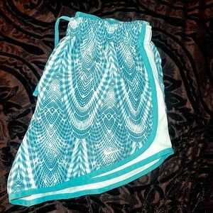 Nike Running Shorts Women! Size L! Blue geo print